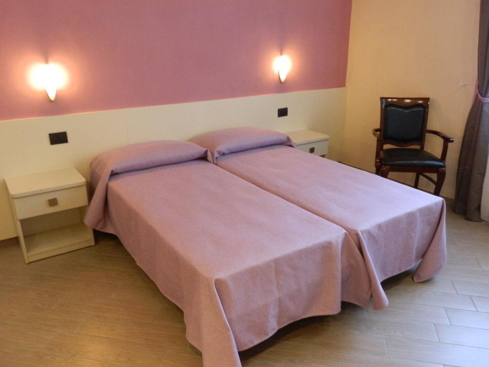 Affittacamere Serena Piacenza Ngoại thất bức ảnh